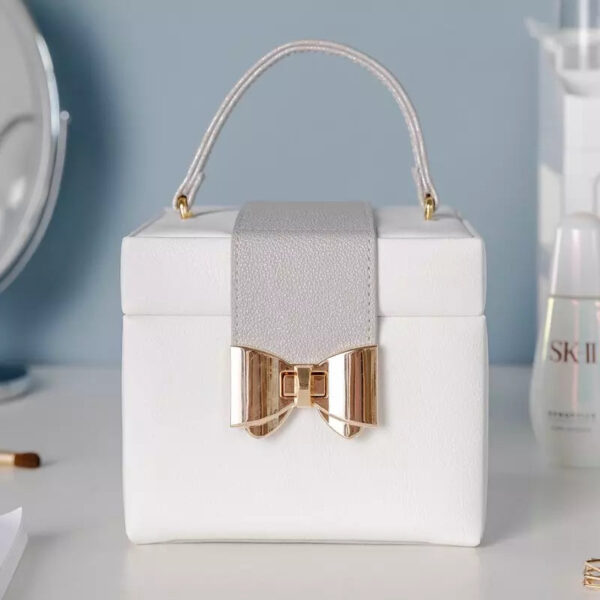 Boîte à Bijoux à Emporter